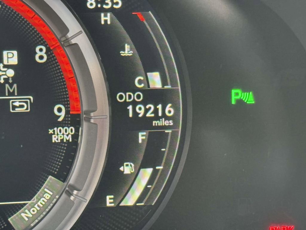 Used 2023 Lexus LC 500 Convertible image 29