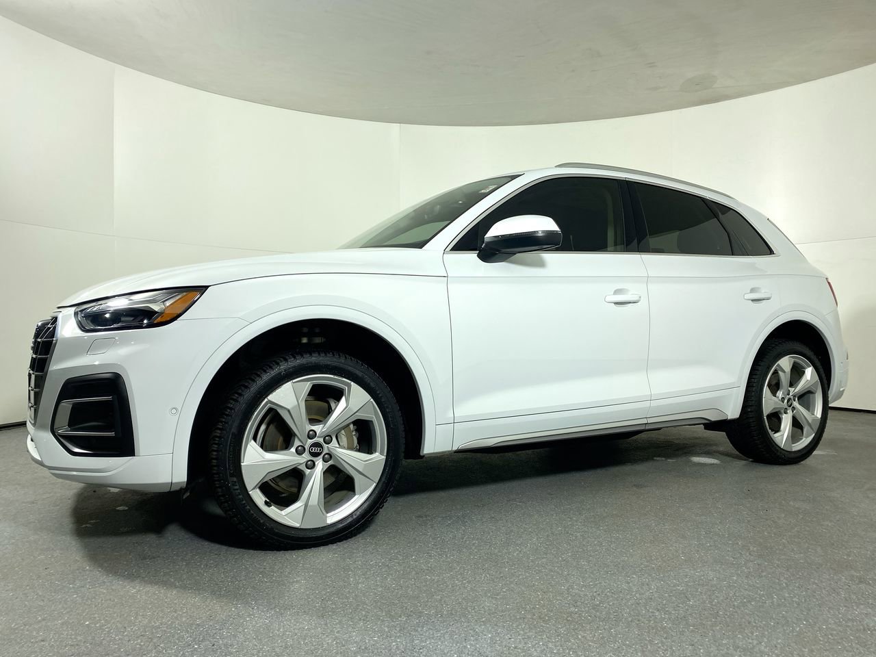 Used 2021 Audi Q5 Prestige w/ Prestige Package AWD/4WD image 24