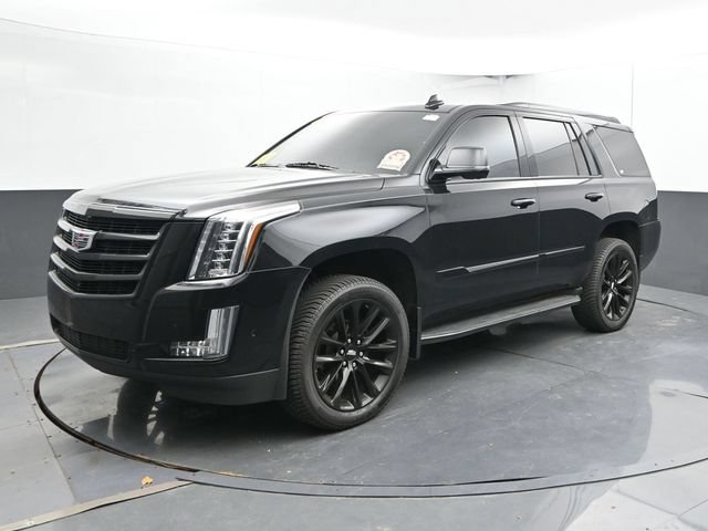 Used 2020 Cadillac Escalade Luxury w/ Escalade Sport Edition AWD/4WD image 7