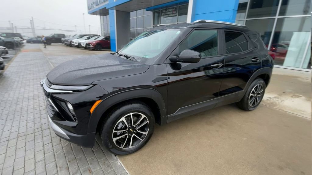 New 2026 Chevrolet TrailBlazer LT w/ Convenience Package FWD image 6