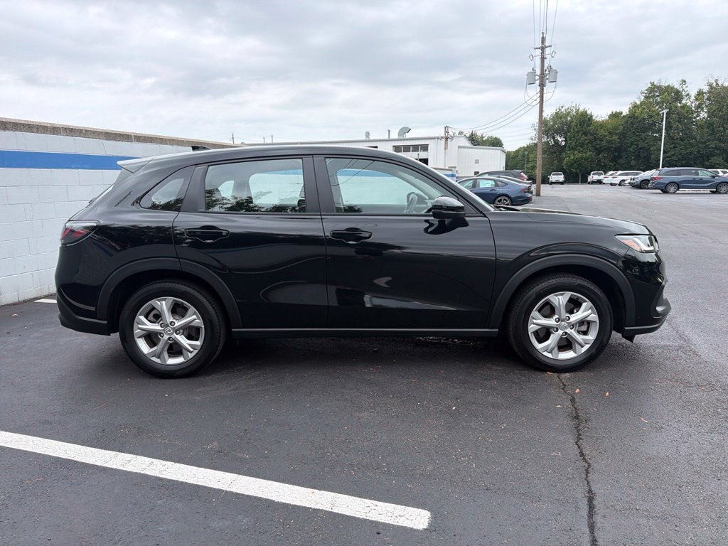 Certified 2024 Honda HR-V LX image 6