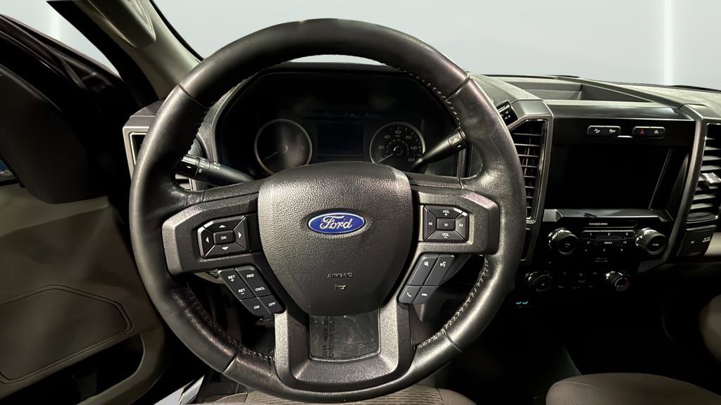 Used 2017 Ford F150 XLT w/ Equipment Group 302A Luxury image 30