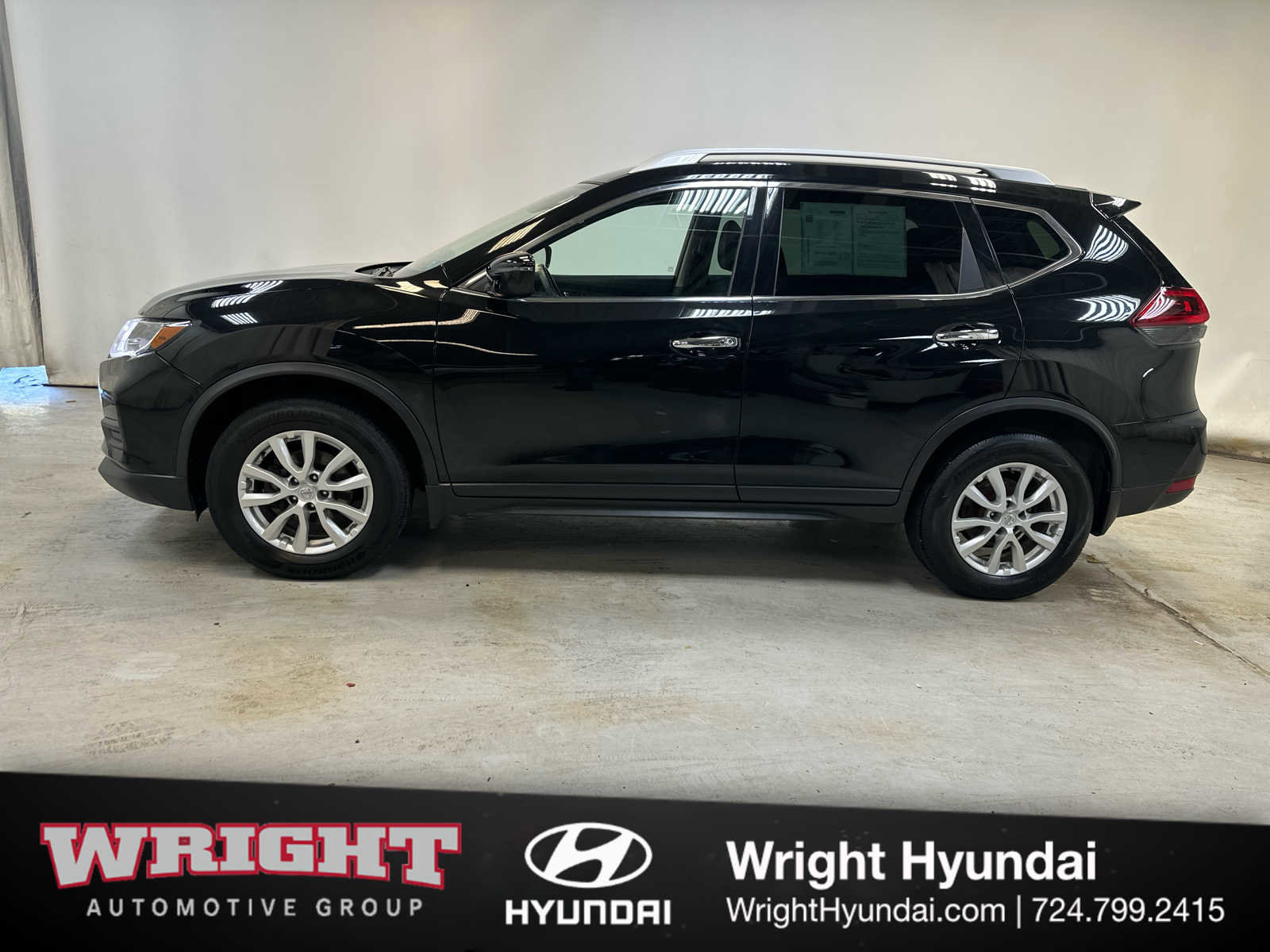 Used 2019 Nissan Rogue SV AWD/4WD image 7