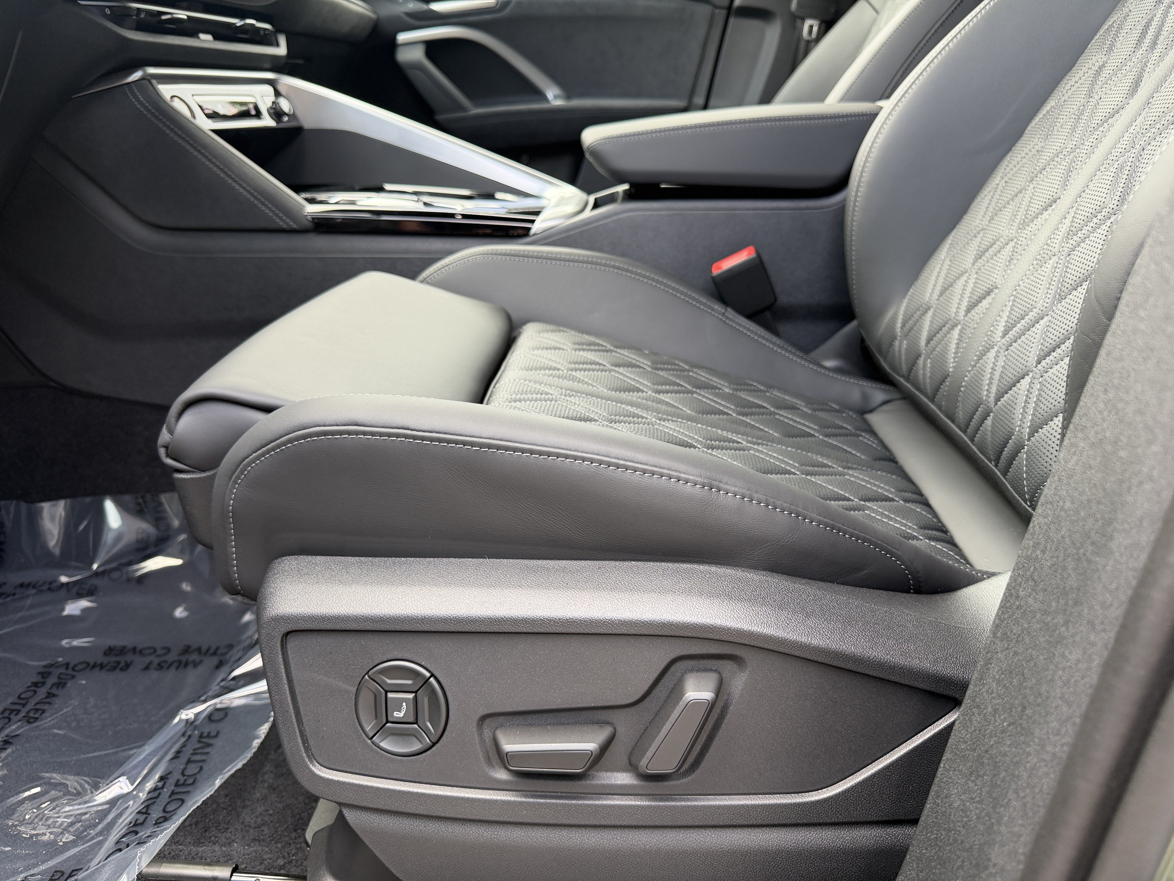 New 2026 Audi SQ5 Prestige AWD/4WD image 23