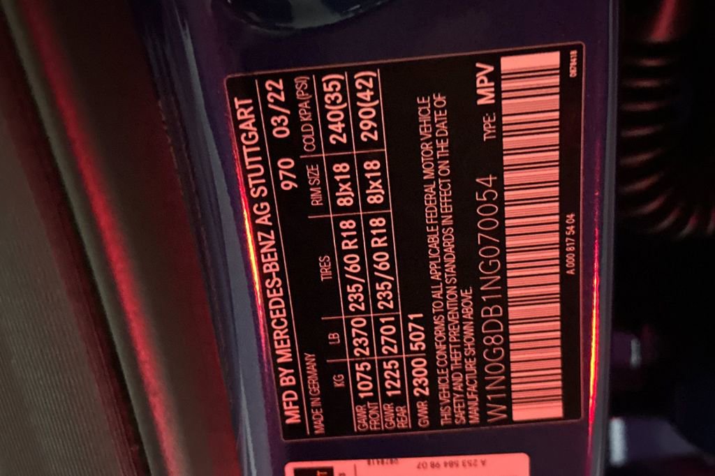 Certified 2022 Mercedes-Benz GLC 300 image 38