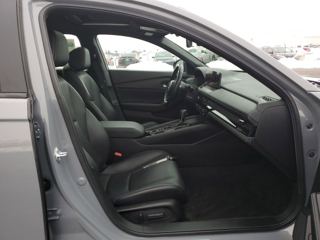 Used 2025 Honda Accord Sport image 41