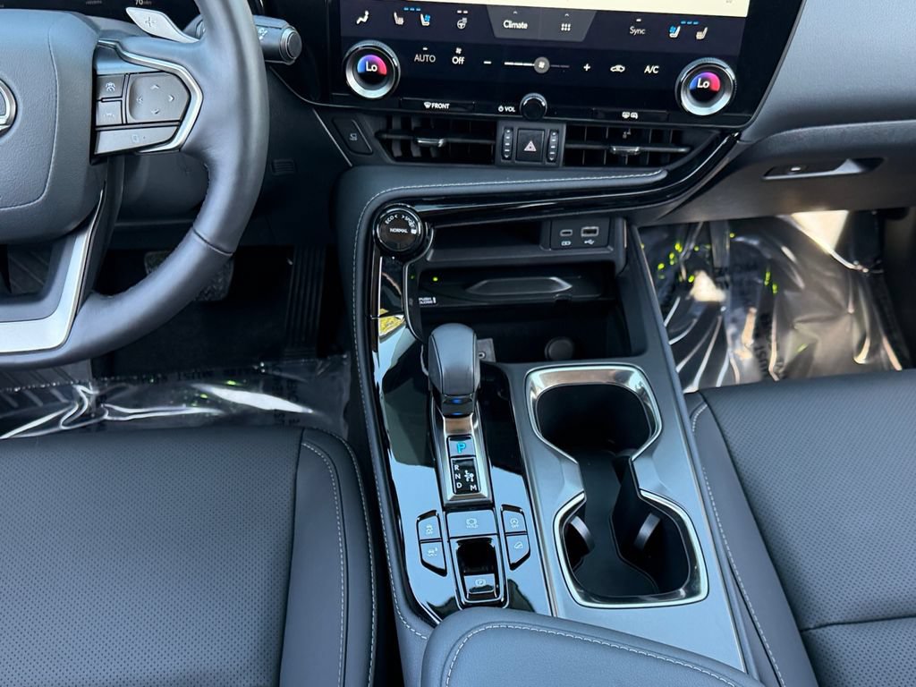 Certified 2025 Lexus NX 350 AWD w/ Premium Package image 14