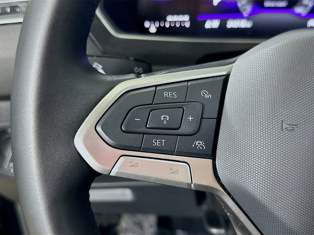 Used 2024 Volkswagen Tiguan Wolfsburg Edition image 23