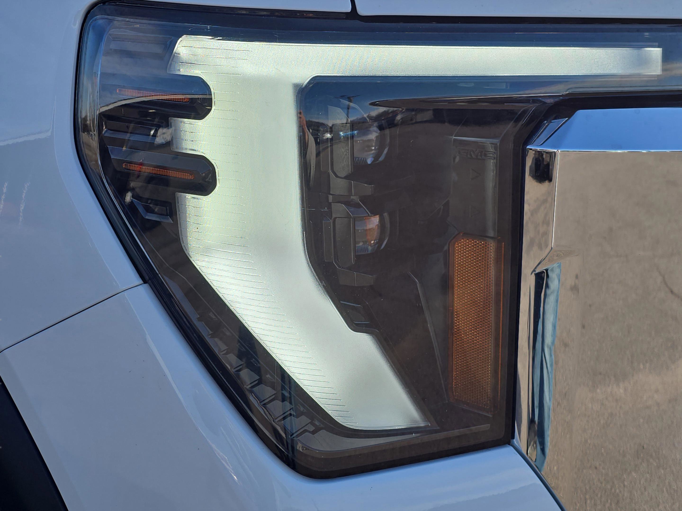 Used 2024 GMC Sierra 2500 Pro image 9