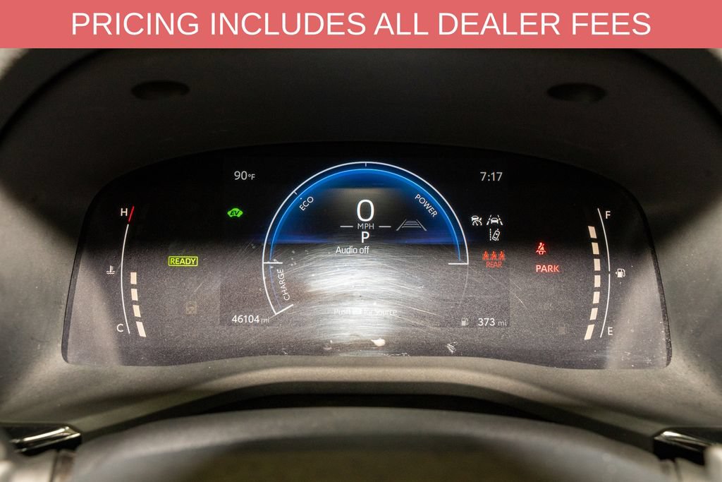 Used 2025 Toyota Camry SE FWD image 16