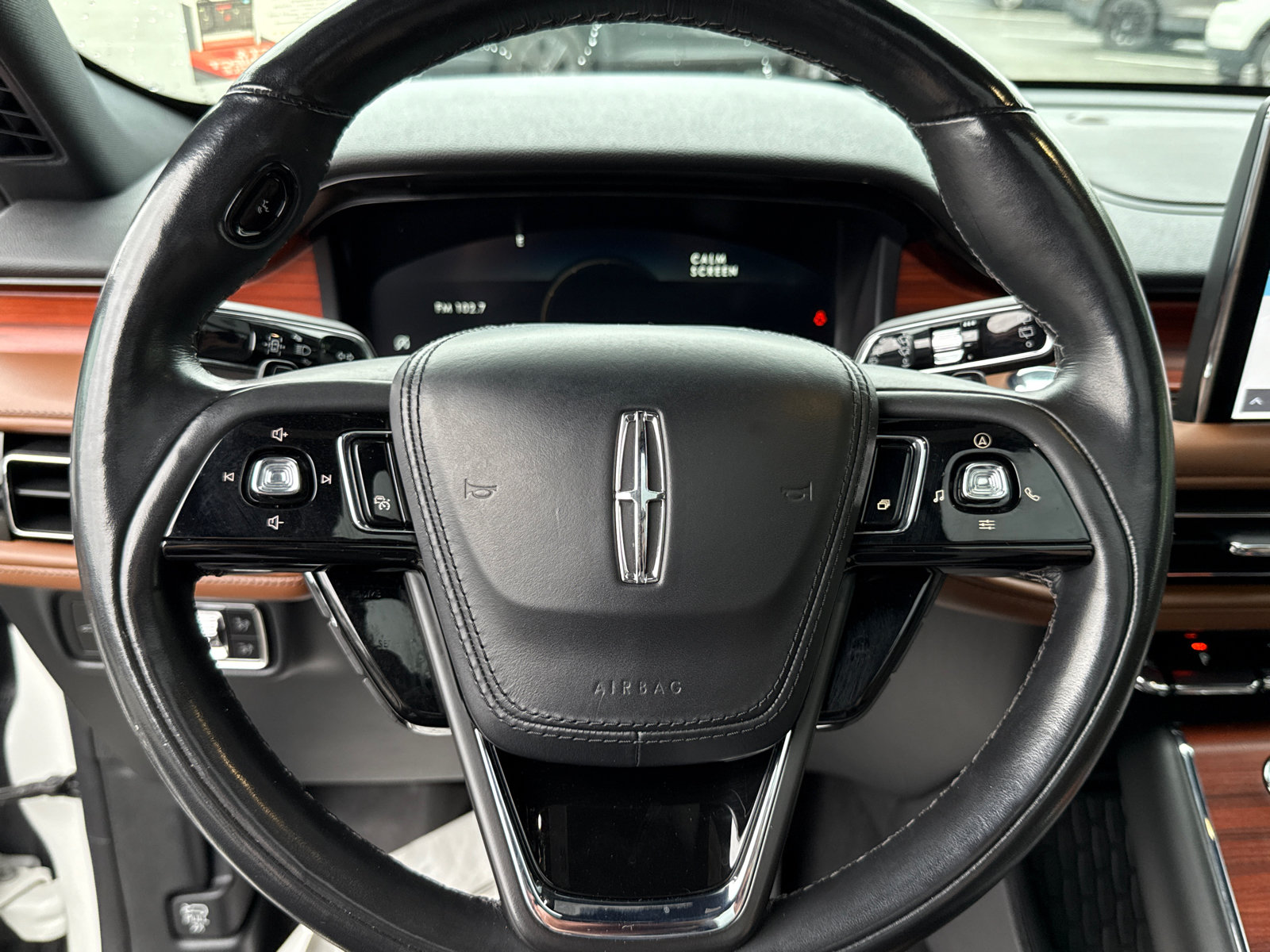 Used 2022 Lincoln Aviator Reserve w/ Equipment Group 201A AWD/4WD image 11