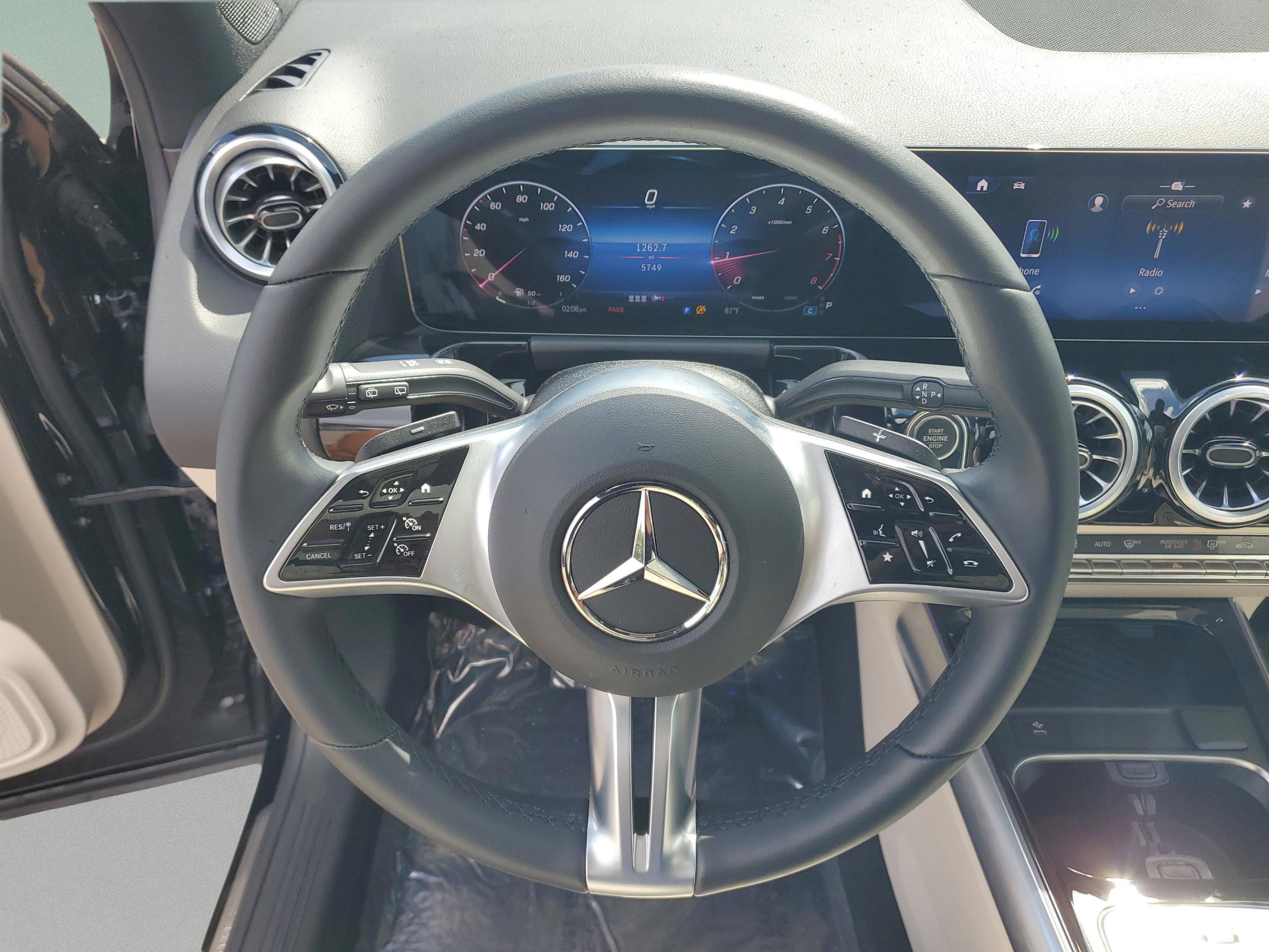 Certified 2025 Mercedes-Benz GLA 250 image 19