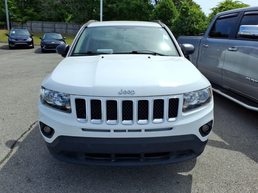 Used 2016 Jeep Compass Sport FWD image 2