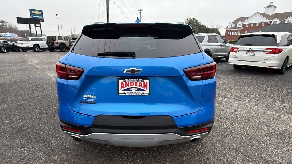 Certified 2025 Chevrolet Blazer LT w/ Midnight/Sport Edition image 6