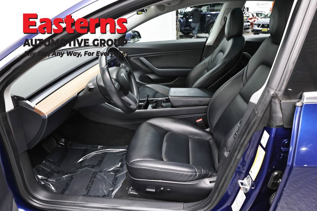 Used 2018 Tesla Model 3 Mid Range RWD image 14