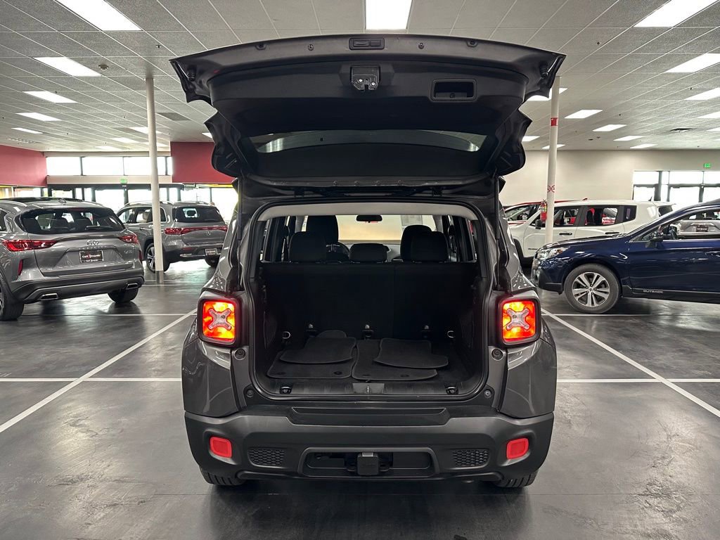 Used 2017 Jeep Renegade Sport w/ Power & Air Group image 27