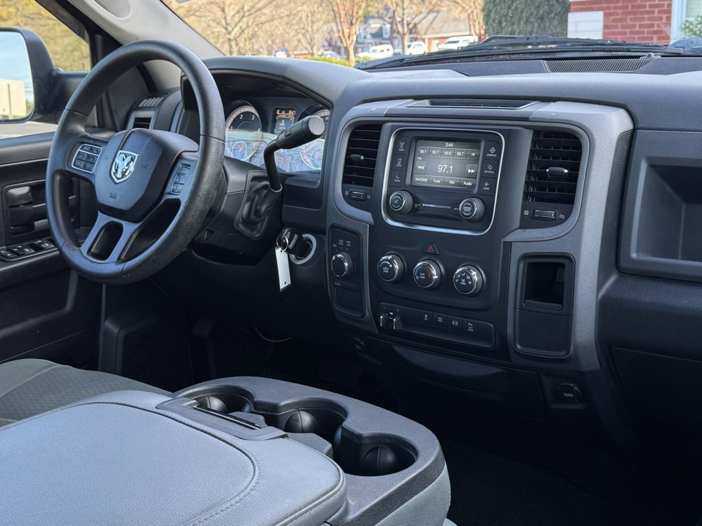 Used 2016 RAM 2500 Tradesman w/ Chrome Appearance Group image 24