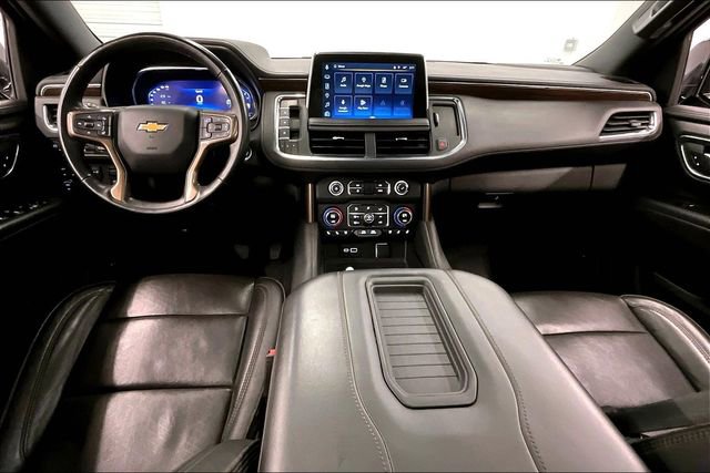Used 2024 Chevrolet Suburban High Country AWD/4WD image 19