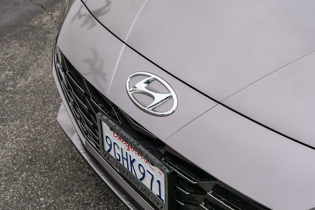 Certified 2023 Hyundai Elantra Limited FWD image 12