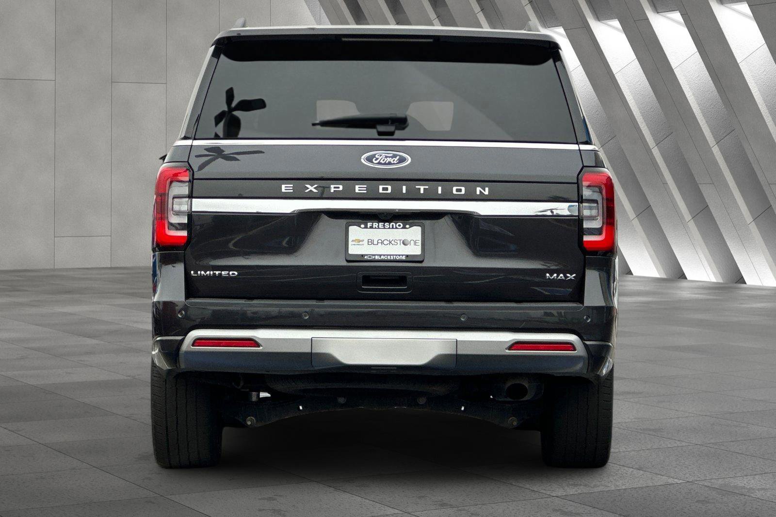 Used 2024 Ford Expedition Max Limited image 5