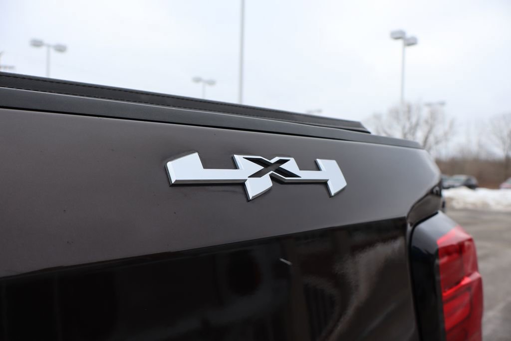 Used 2019 GMC Sierra 1500 SLT w/ SLT Premium Plus Package image 14