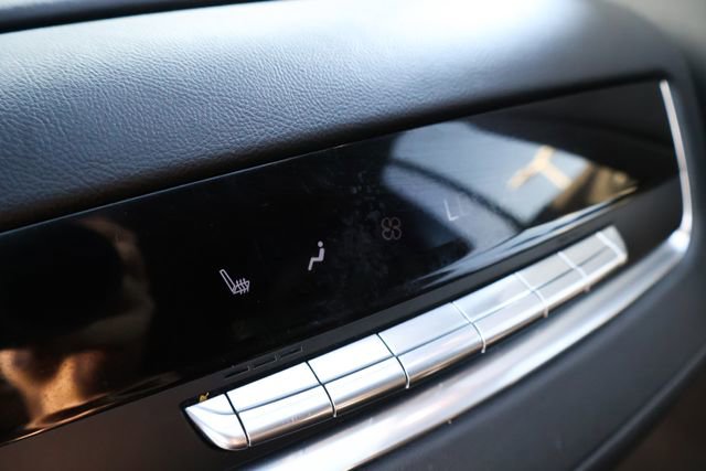 Used 2024 Cadillac Escalade ESV Sport RWD image 9