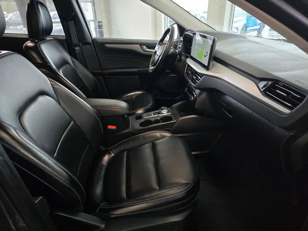 Used 2024 Ford Escape Platinum AWD/4WD image 44