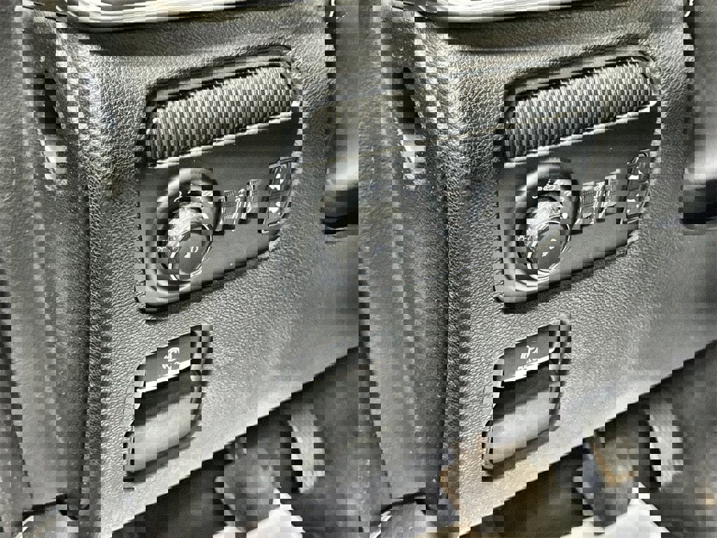 Used 2022 Jeep Wagoneer Series I image 16