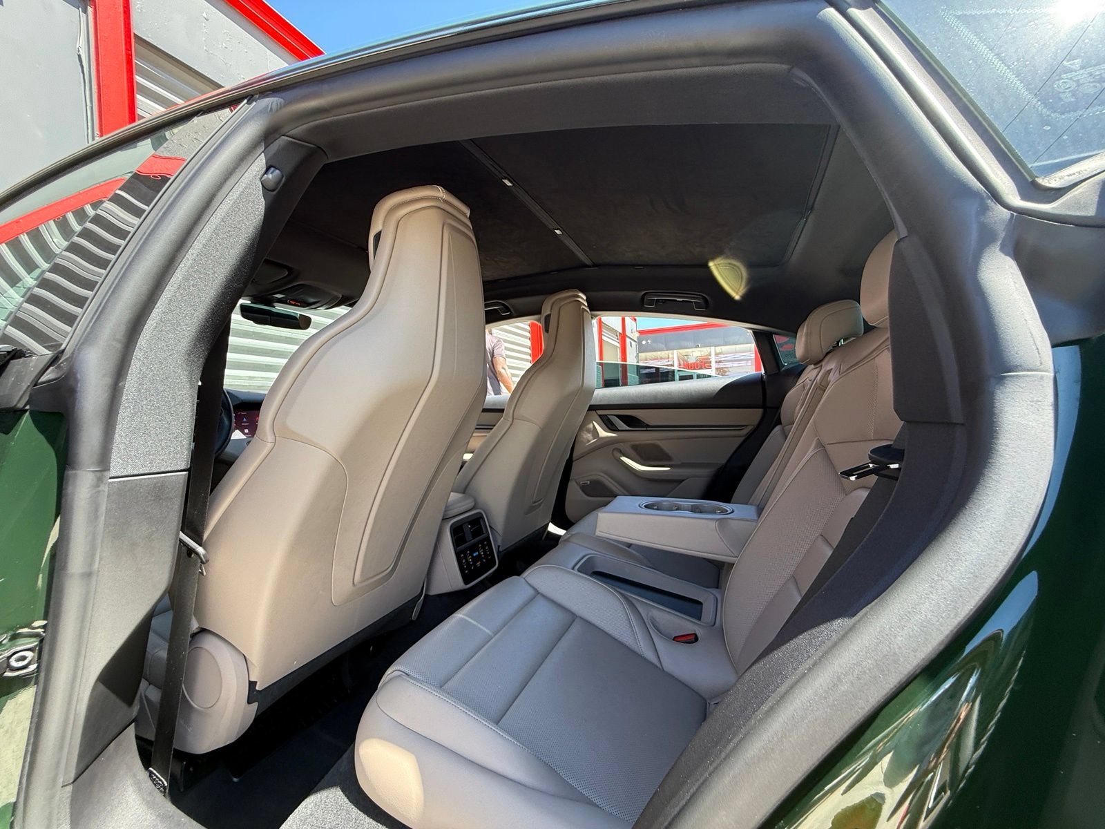 Used 2025 Porsche Taycan RWD image 20