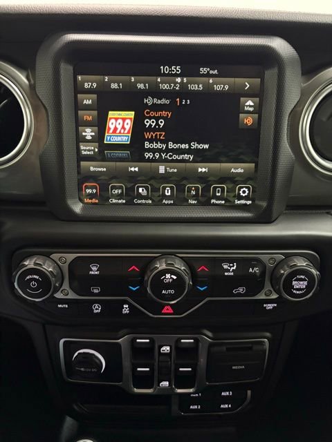 Used 2021 Jeep Wrangler Unlimited Sahara w/ Uconnect 4C Nav & Sound Group image 19