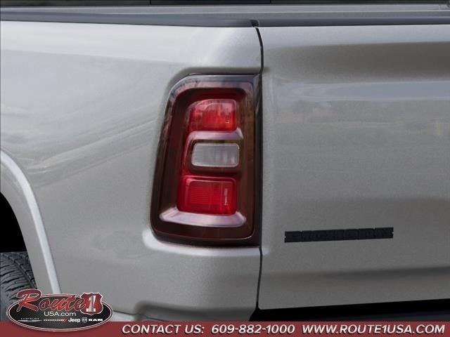 New 2026 RAM 1500 4x4 Crew Cab image 10