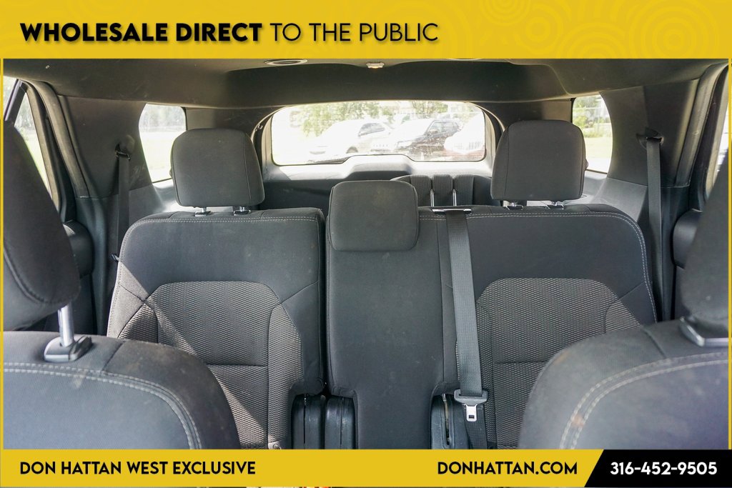 Used 2019 Ford Explorer XLT image 22