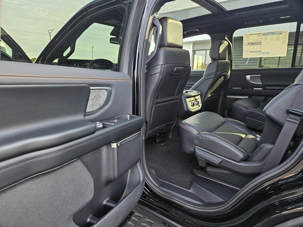 New 2025 Ford Expedition Tremor image 17