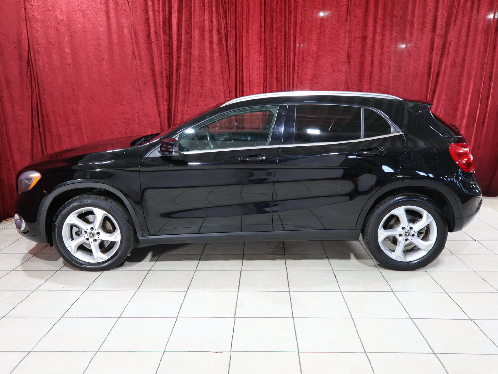 Used 2019 Mercedes-Benz GLA 250 4MATIC image 3