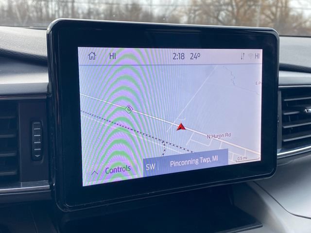 Used 2022 Ford Explorer XLT w/ Equipment Group 202A image 24