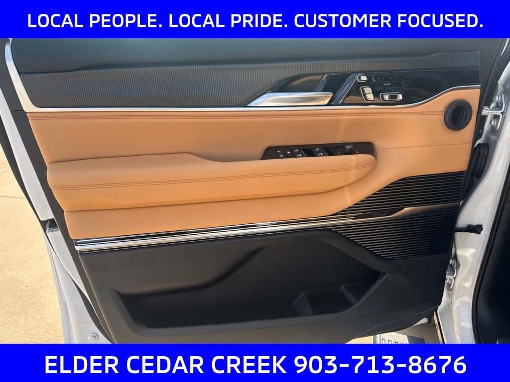 New 2026 Jeep Grand Wagoneer L Summit AWD/4WD image 11
