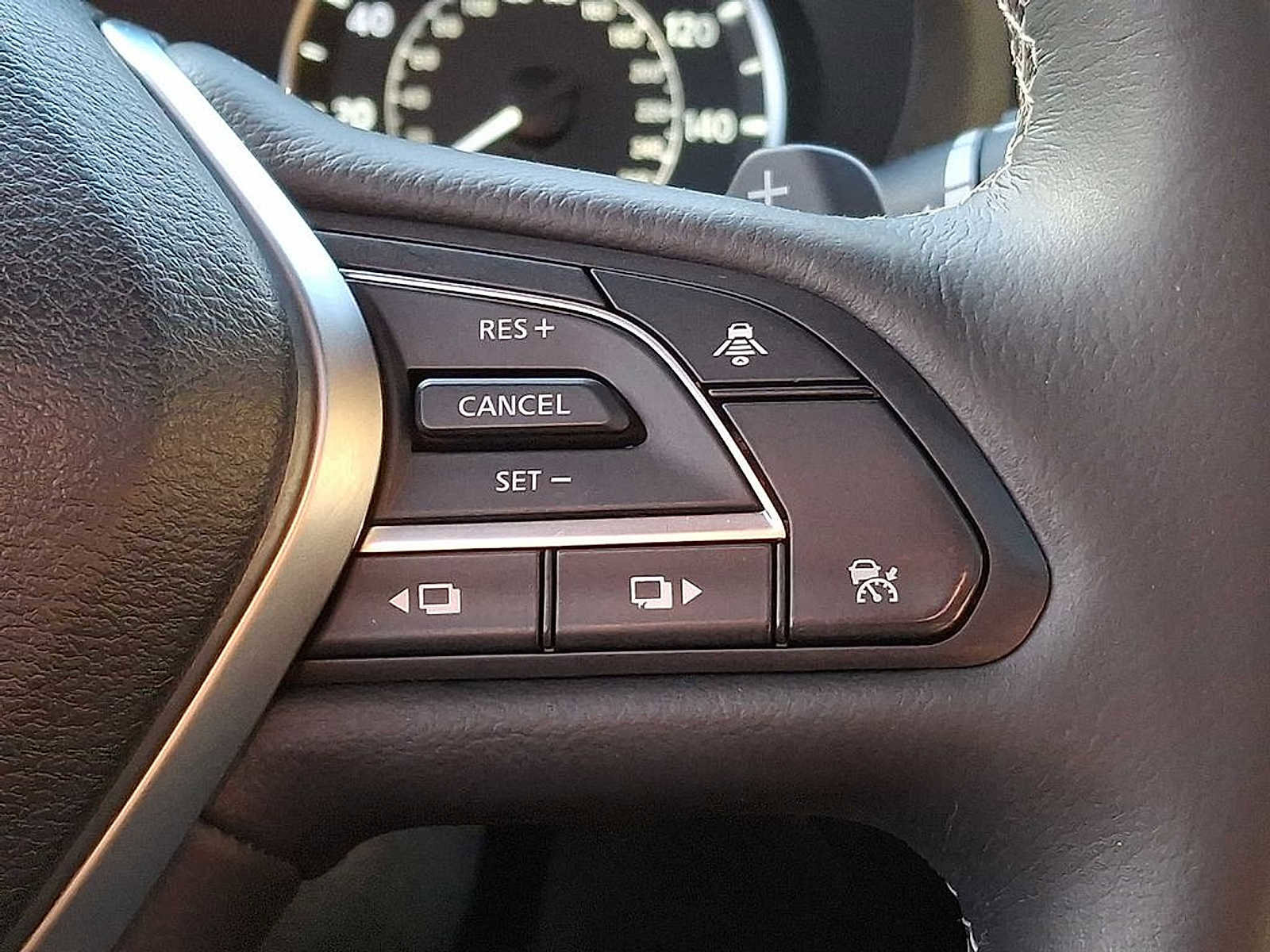 Used 2020 INFINITI QX50 Essential w/ Edition 30 Package AWD/4WD image 18