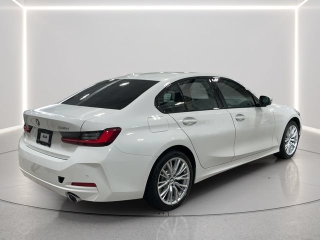 Used 2023 BMW 330i xDrive Sedan w/ Convenience Package AWD/4WD image 6