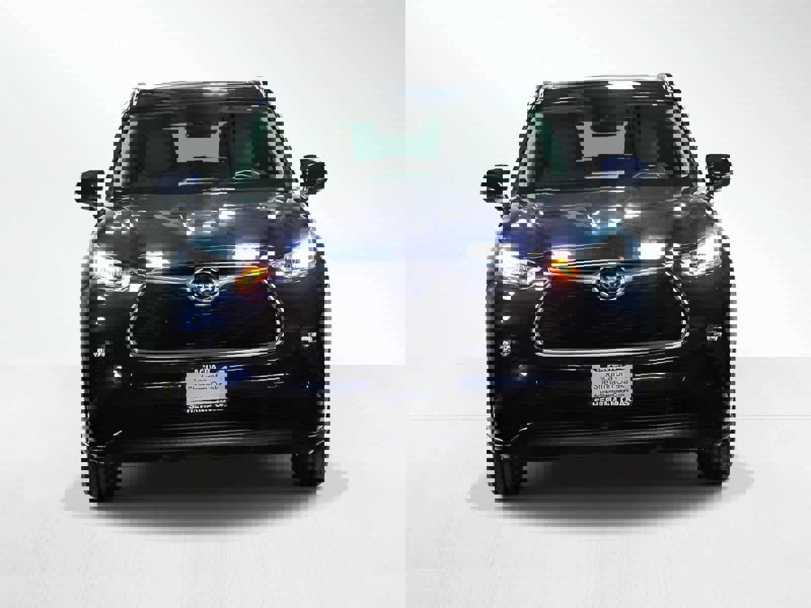 Used 2020 Toyota Highlander XLE image 2