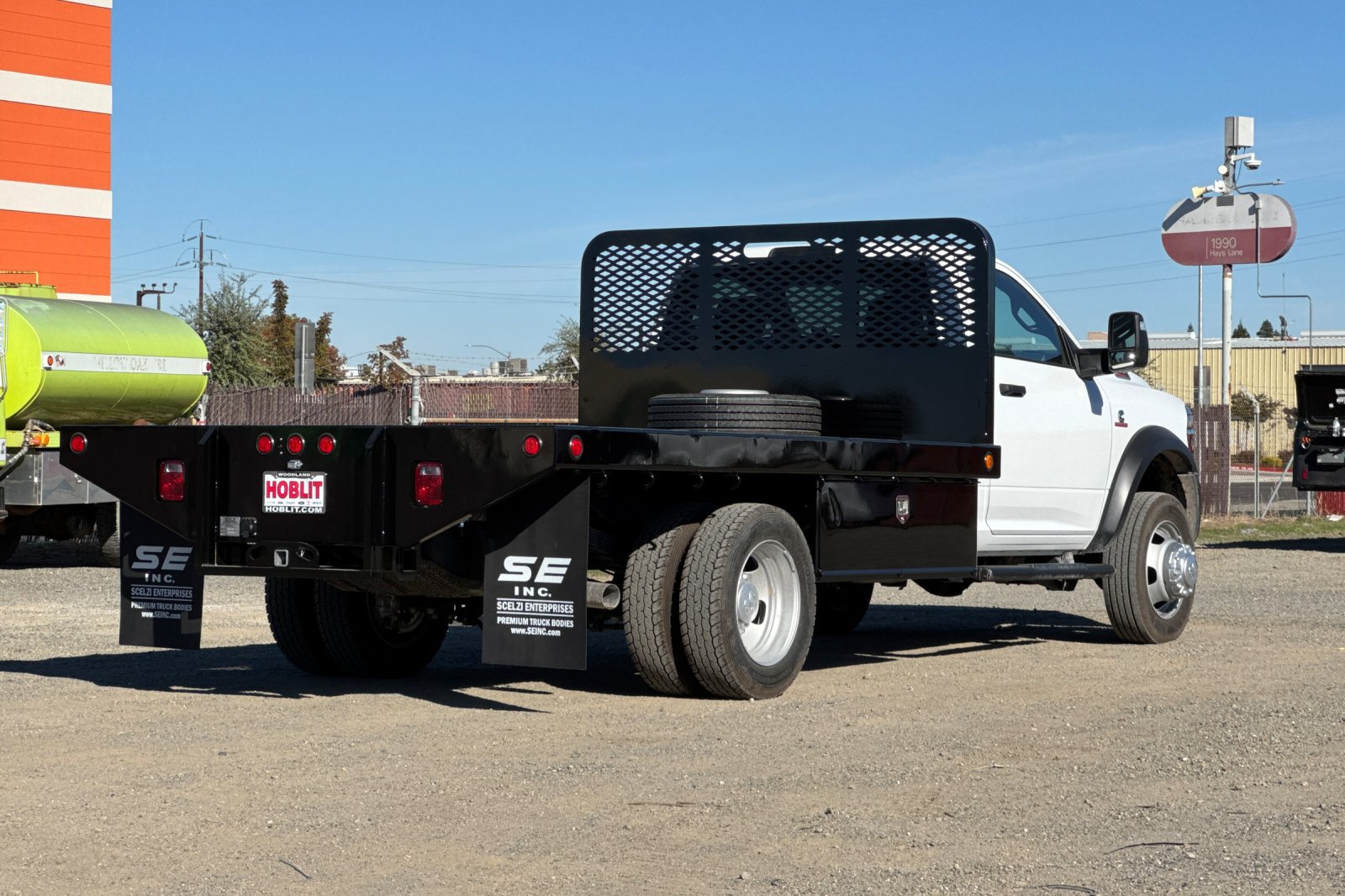 New 2026 RAM 5500 Tradesman w/ Chrome Appearance Group AWD/4WD image 3