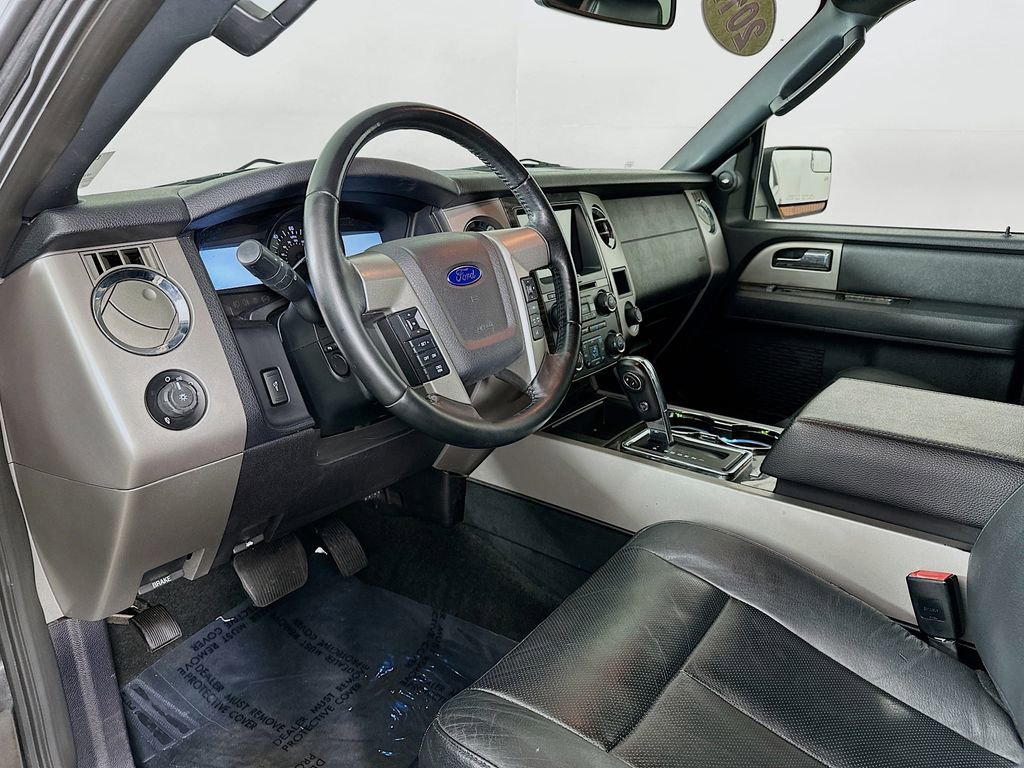 Used 2017 Ford Expedition Limited image 14