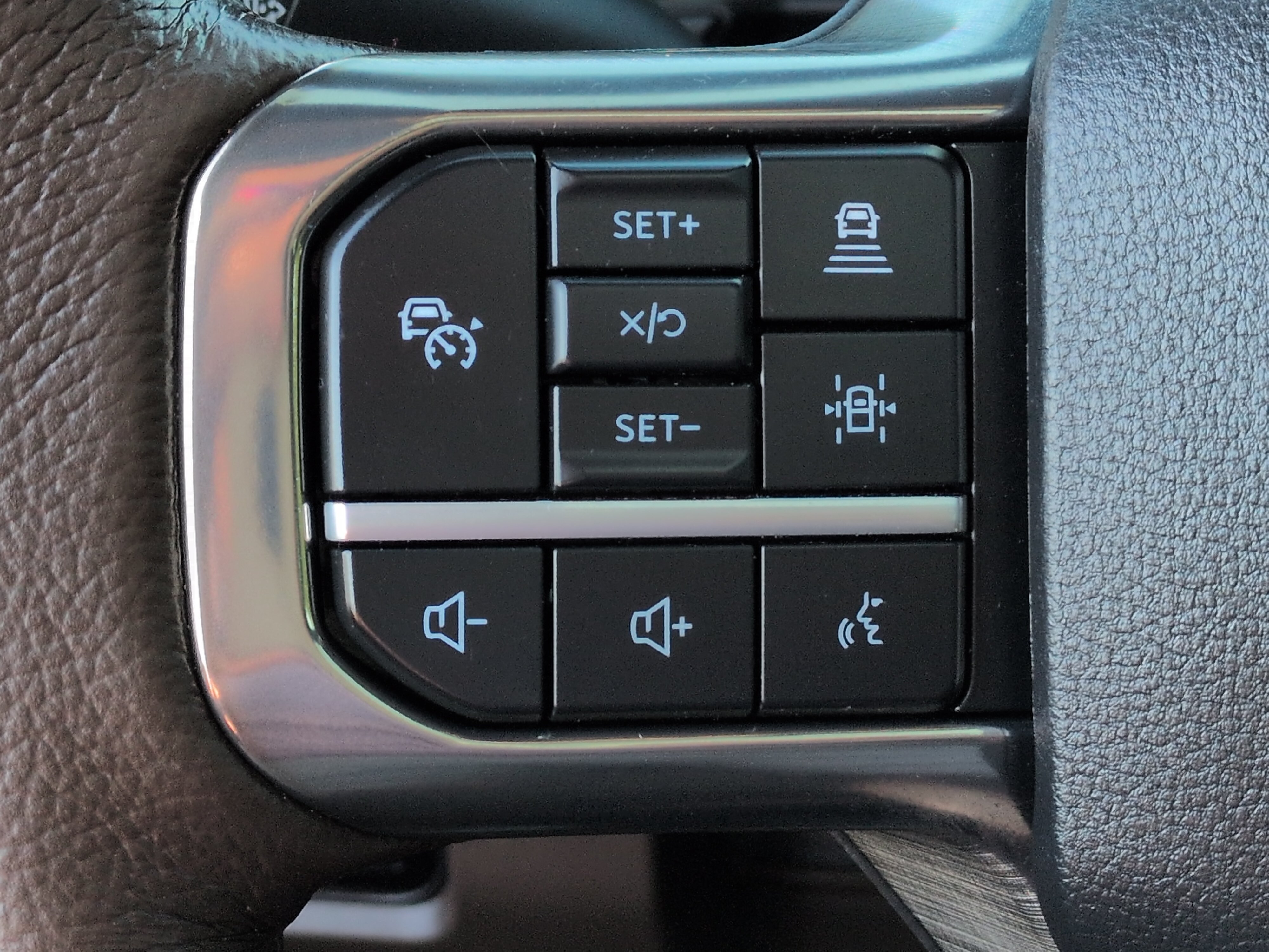 Used 2025 Ford F450 4x4 Crew Cab Super Duty image 27