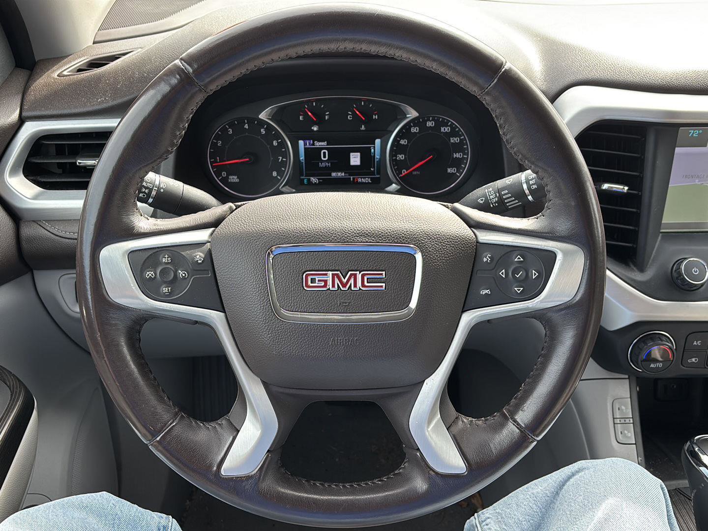 Used 2017 GMC Acadia SLT image 10