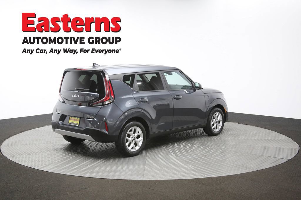 Used 2023 Kia Soul LX w/ LX Technology Package image 41