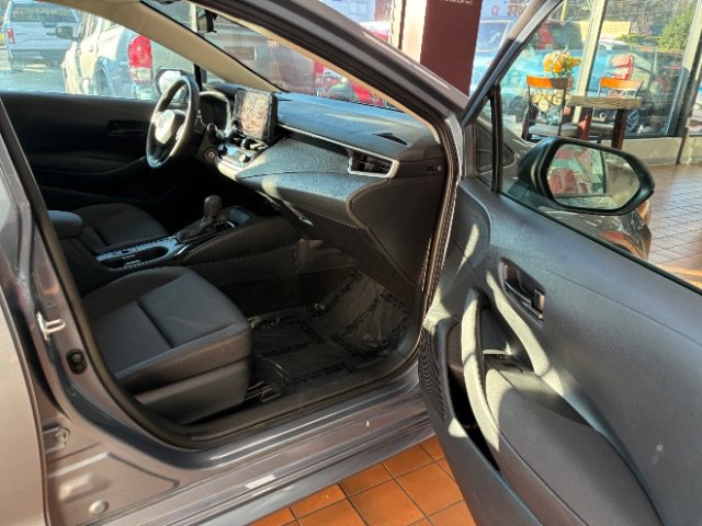 Used 2024 Toyota Corolla LE image 27