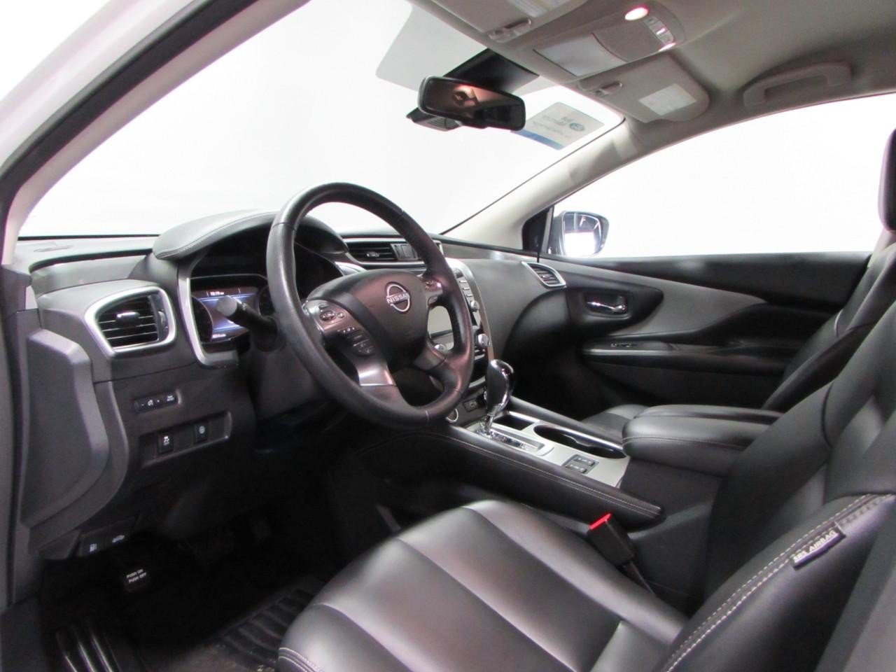 Used 2023 Nissan Murano SV w/ SV Midnight Edition Package AWD/4WD image 13