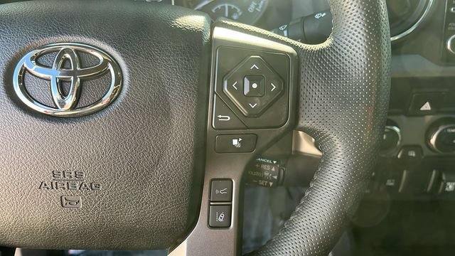Used 2023 Toyota Tacoma TRD Sport AWD/4WD image 10