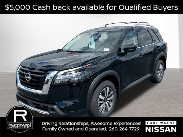 New 2025 Nissan Pathfinder SL