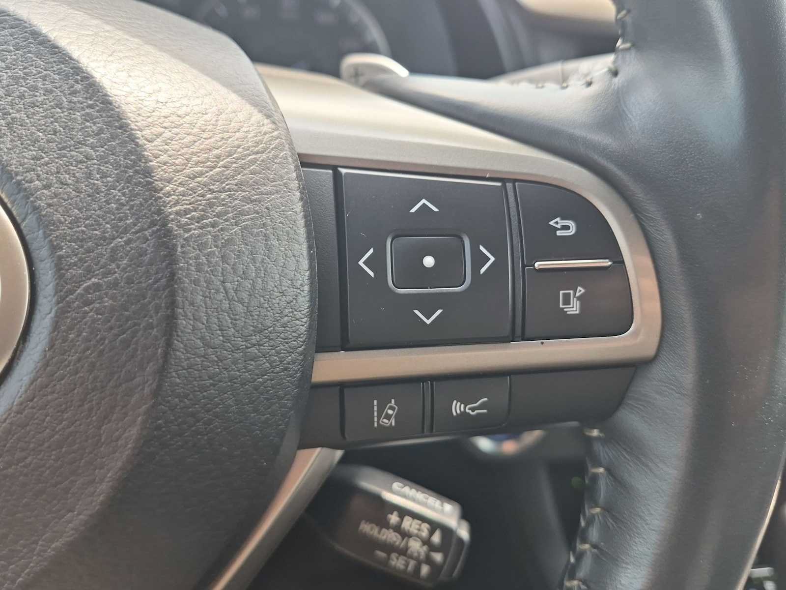 Used 2021 Lexus RX 450h AWD w/ Premium Package image 27