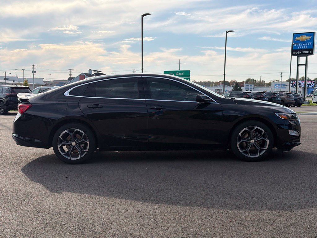 Used 2024 Chevrolet Malibu LT w/ LPO, Floor Liner Package FWD image 6